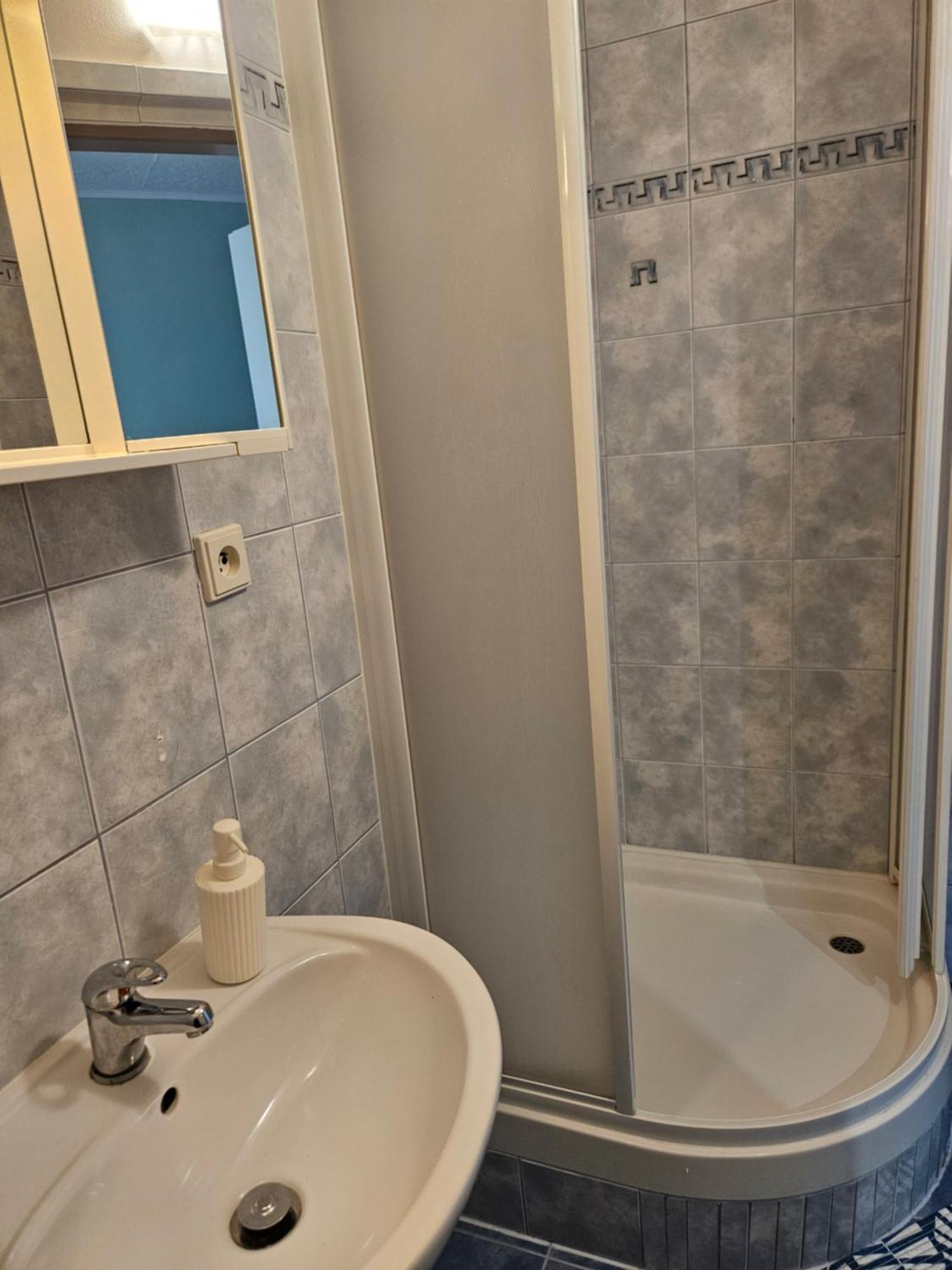 Guest House Pod Lesem Merklin Экстерьер фото
